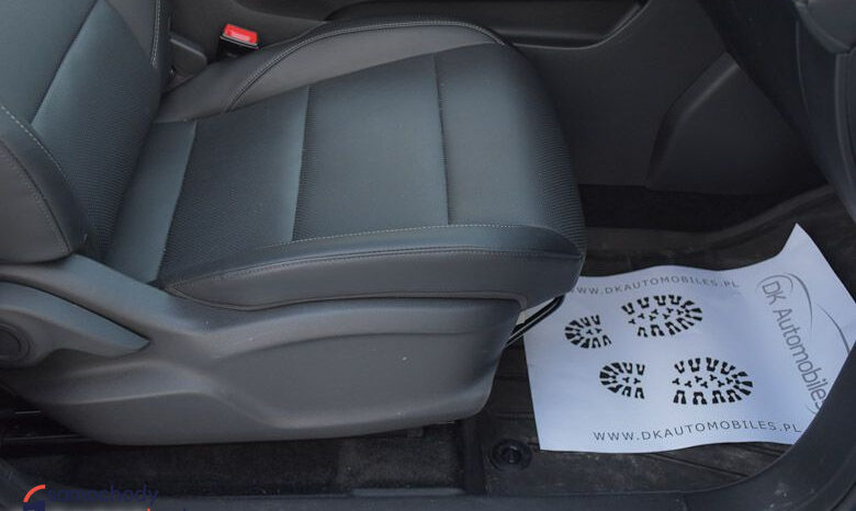 MG ZS Hybrid+ | FWD (przód) | Automatyczna | 197 KM | Niebieski full