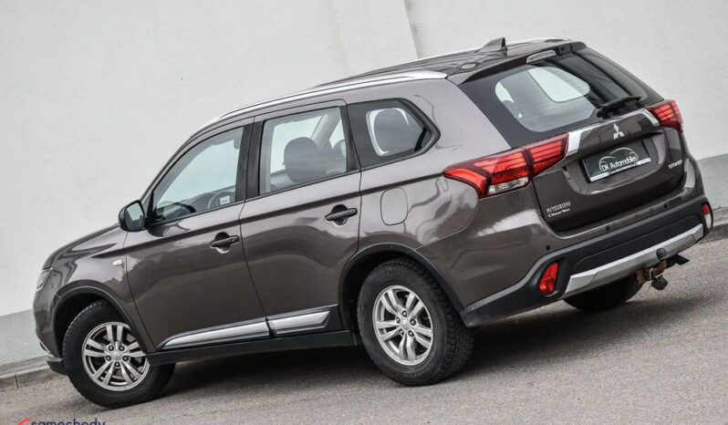 MITSUBISHI Outlander  | FWD (przód) | Manualna | 150 KM | Złoty full