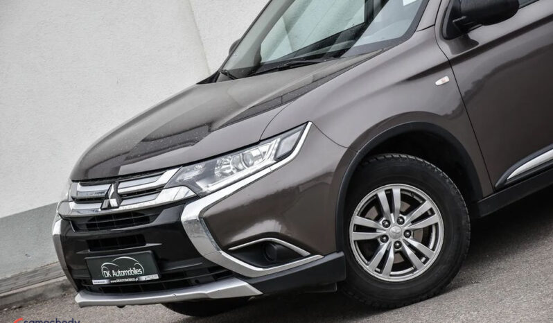 MITSUBISHI Outlander  | FWD (przód) | Manualna | 150 KM | Złoty full