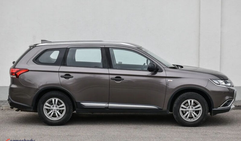 MITSUBISHI Outlander  | FWD (przód) | Manualna | 150 KM | Złoty full