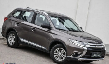 MITSUBISHI Outlander  | FWD (przód) | Manualna | 150 KM | Złoty full