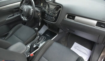 MITSUBISHI Outlander  | FWD (przód) | Manualna | 150 KM | Złoty full