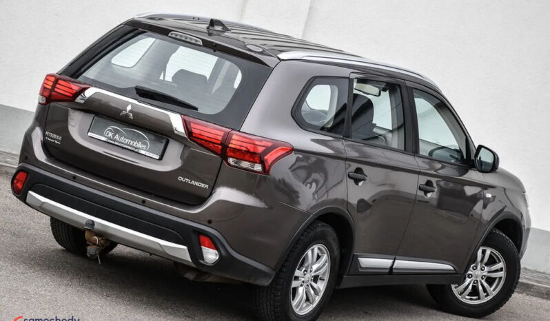 MITSUBISHI Outlander  | FWD (przód) | Manualna | 150 KM | Złoty full