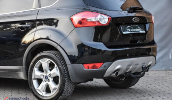 FORD Kuga  | 4×4 (stały) | Automatyczna | 163 KM | Czarny full