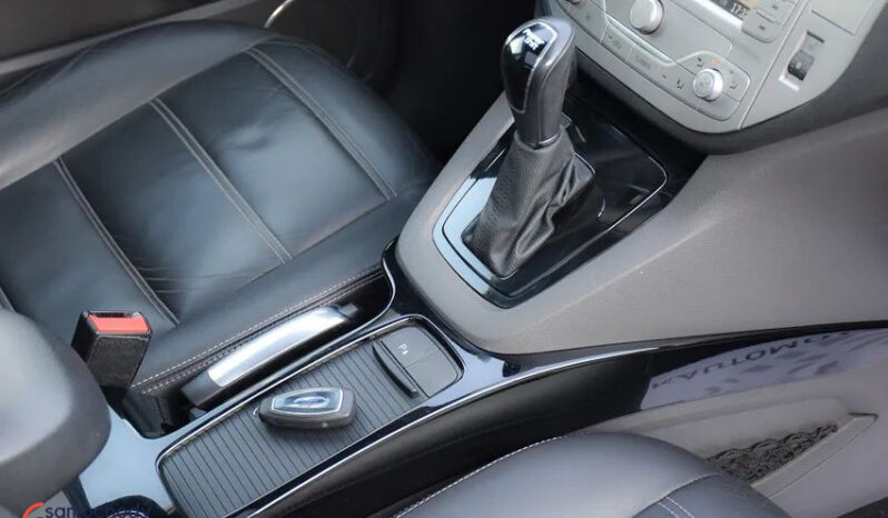 FORD Kuga  | 4×4 (stały) | Automatyczna | 163 KM | Czarny full