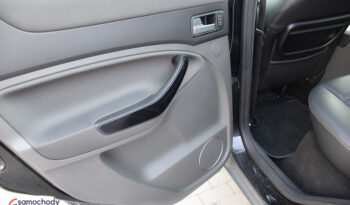 FORD Kuga  | 4×4 (stały) | Automatyczna | 163 KM | Czarny full