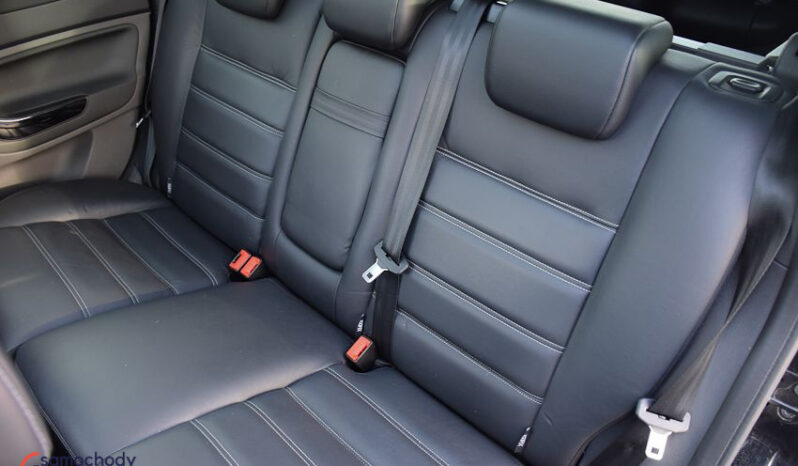 FORD Kuga  | 4×4 (stały) | Automatyczna | 163 KM | Czarny full