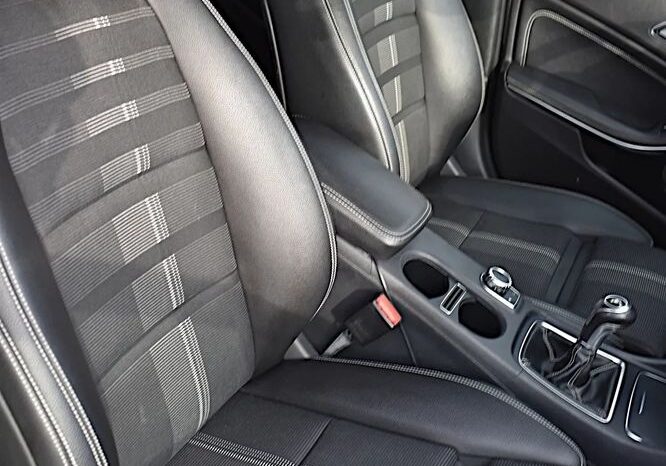 MERCEDES-BENZ Klasa A | FWD (przód) | Manualna | 109 KM | Szary full