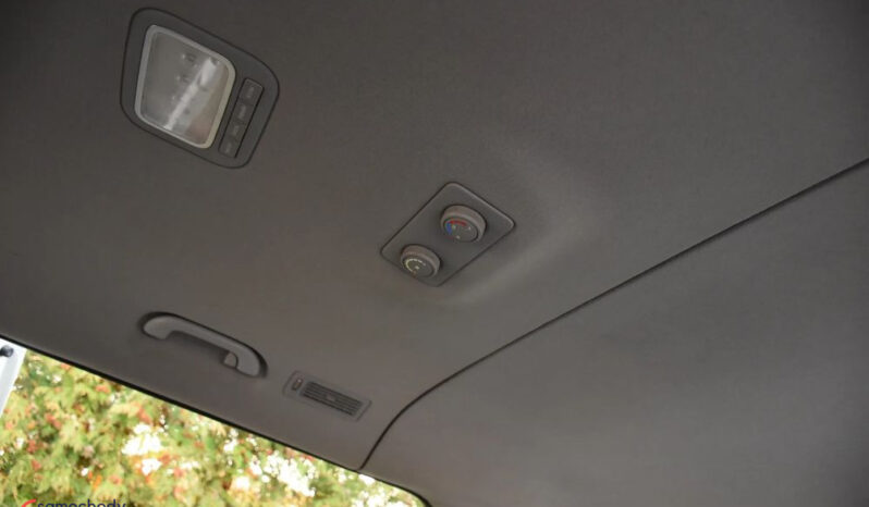 HYUNDAI H-1  | RWD (tył) | Manualna | 170 KM | Biały full