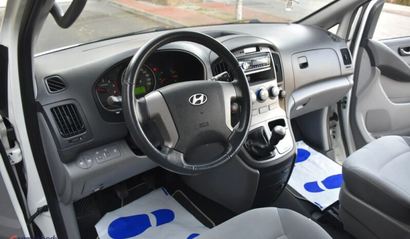 HYUNDAI H-1  | RWD (tył) | Manualna | 170 KM | Biały full