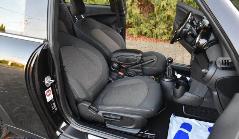 Mini Cooper  | FWD (przód) | Manualna | 136 KM | Czarny full