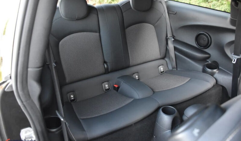 Mini Cooper  | FWD (przód) | Manualna | 136 KM | Czarny full