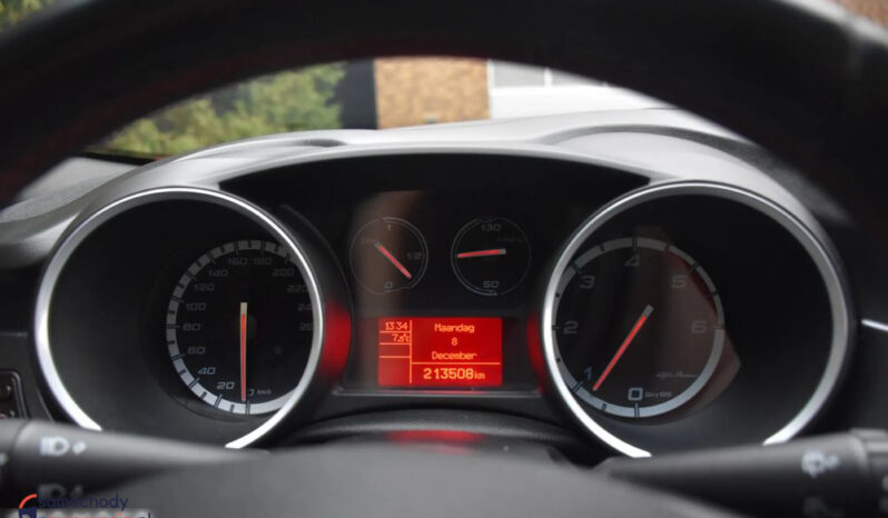 ALFA ROMEO Giulietta  | FWD (przód) | Manualna | 105 KM | Czerwony full