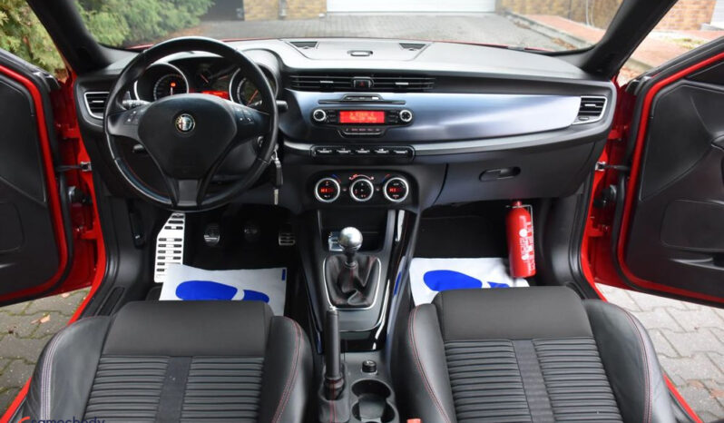 ALFA ROMEO Giulietta  | FWD (przód) | Manualna | 105 KM | Czerwony full