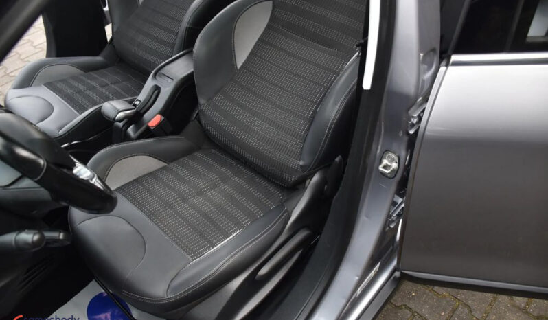 PEUGEOT 2008  | FWD (przód) | Manualna | 110 KM | Szary full