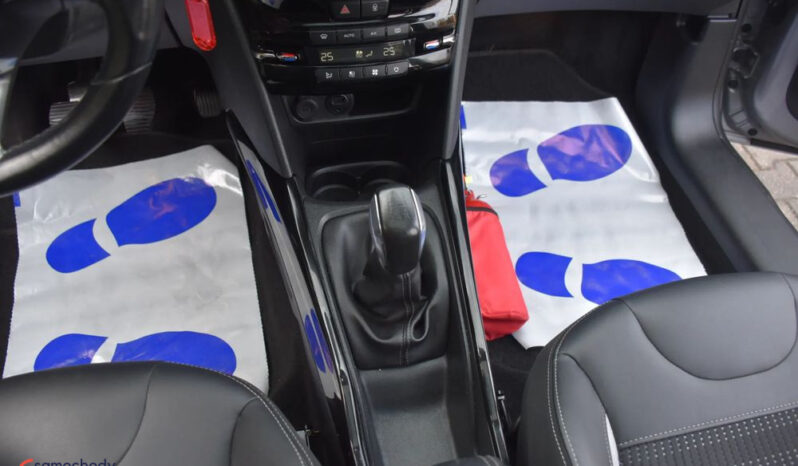 PEUGEOT 2008  | FWD (przód) | Manualna | 110 KM | Szary full