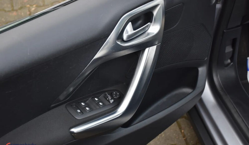 PEUGEOT 2008  | FWD (przód) | Manualna | 110 KM | Szary full