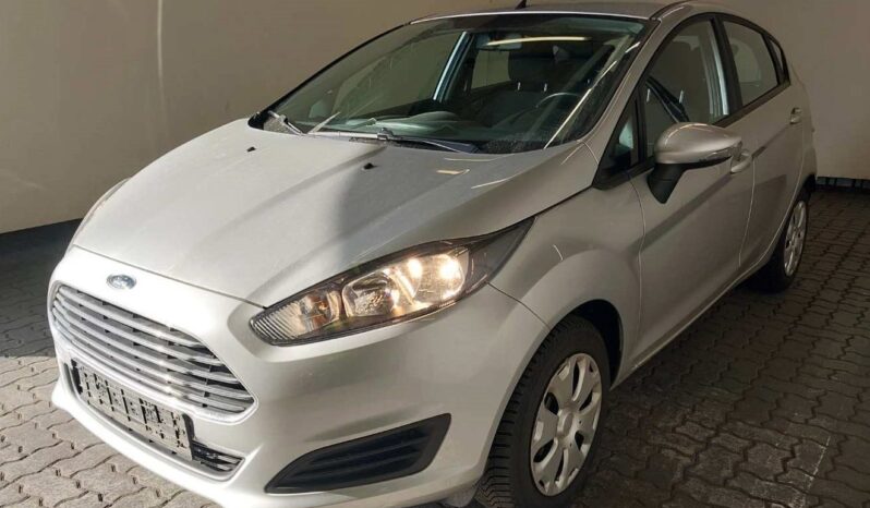 Ford Fiesta  | 2015 | 82 Km | 1250Cm3 | Srebrny