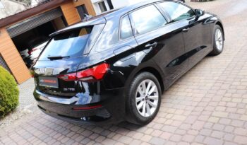 AUDI A3  | 2023 | 150 KM | 1498cm3 | Czarny full