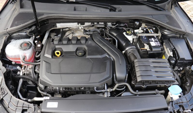 AUDI A3  | 2023 | 150 KM | 1498cm3 | Czarny full