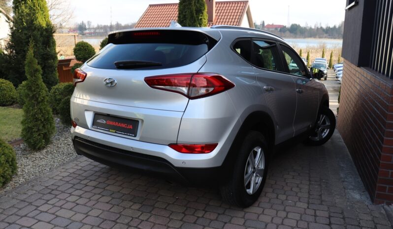 HYUNDAI Tucson  | 2018 | 115 KM | 1685cm3 | Srebrny full