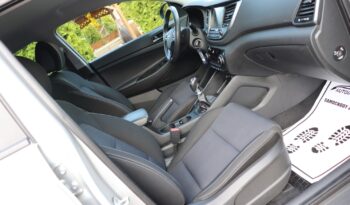 HYUNDAI Tucson  | 2018 | 115 KM | 1685cm3 | Srebrny full