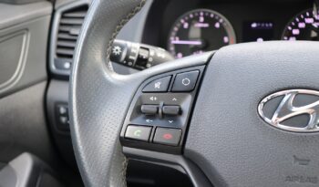 HYUNDAI Tucson  | 2018 | 115 KM | 1685cm3 | Srebrny full