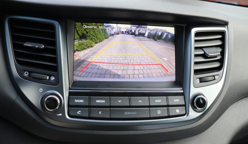 HYUNDAI Tucson  | 2018 | 115 KM | 1685cm3 | Srebrny full