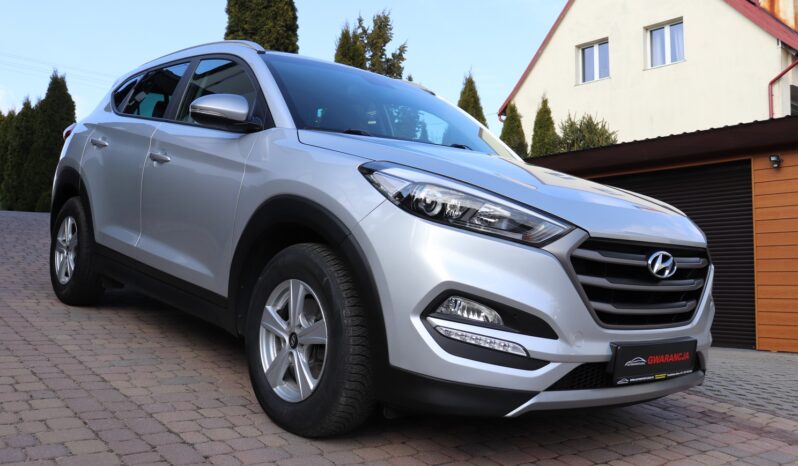 HYUNDAI Tucson  | 2018 | 115 KM | 1685cm3 | Srebrny full