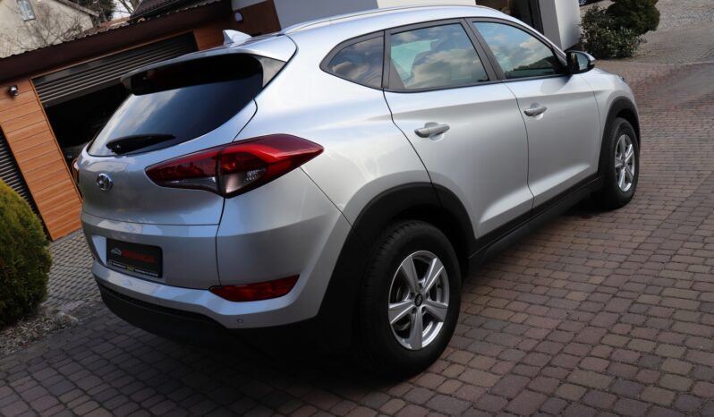 HYUNDAI Tucson  | 2018 | 115 KM | 1685cm3 | Srebrny full