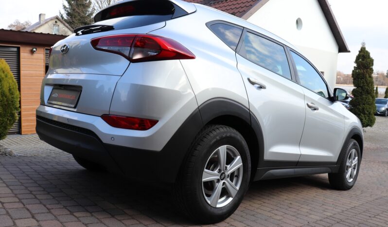 HYUNDAI Tucson  | 2018 | 115 KM | 1685cm3 | Srebrny full