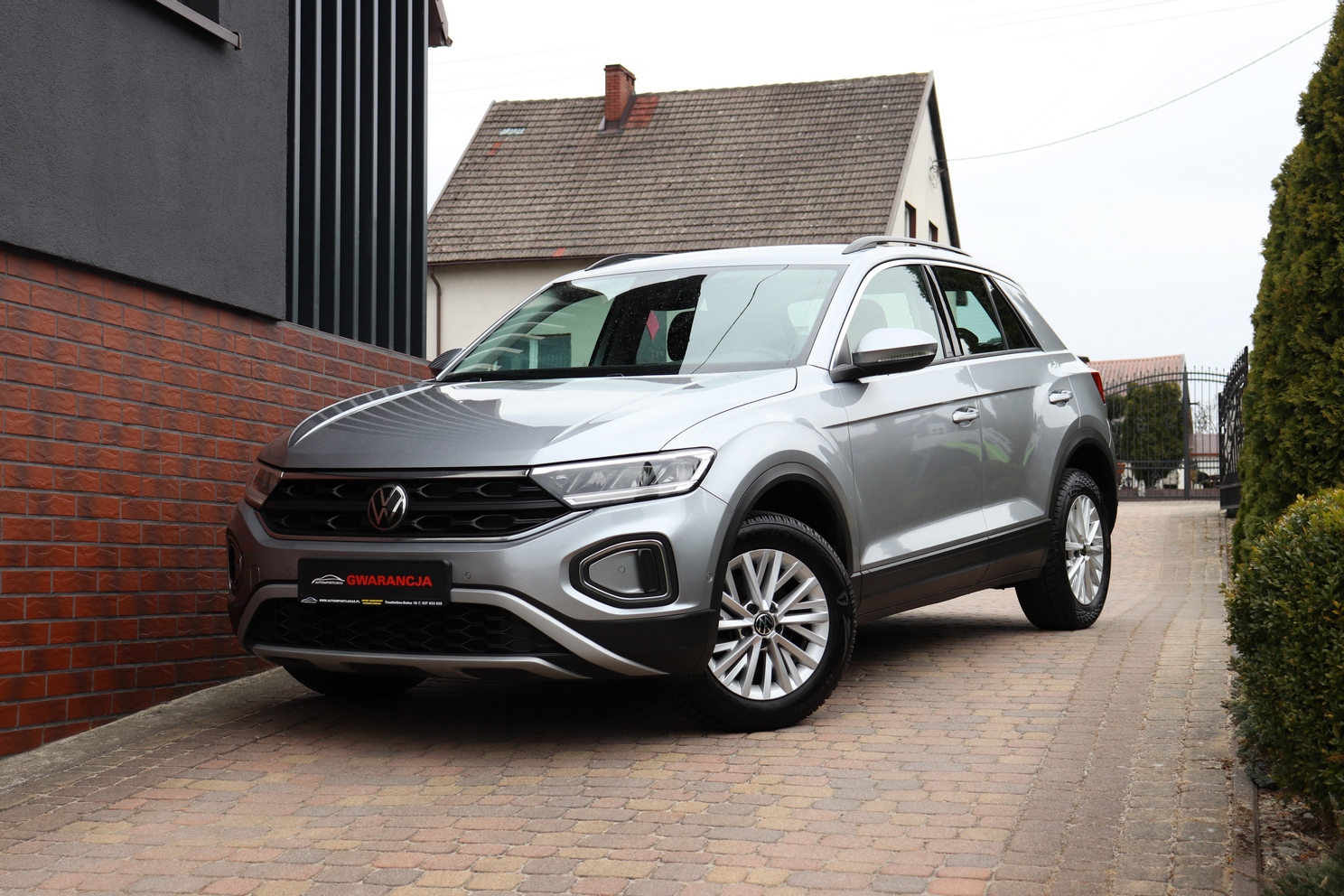 Volkswagen T-Roc  | 2022 | 150 Km | 1498Cm3 | Srebrny