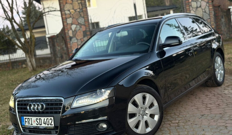 AUDI A4 Avant | FWD (przód) | Automatyczna | 160 KM | Czarny full