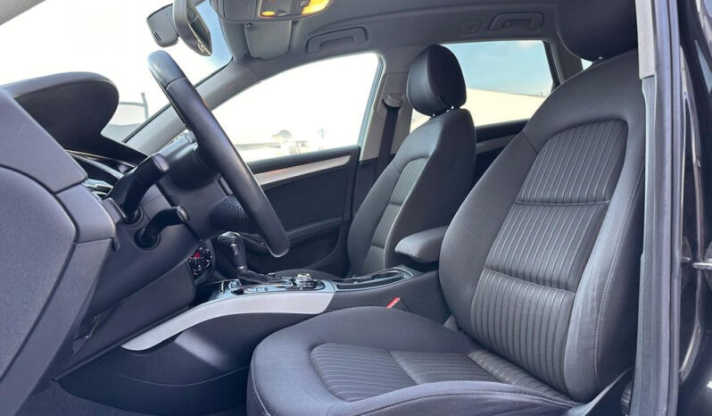 AUDI A4 Avant | FWD (przód) | Automatyczna | 160 KM | Czarny full