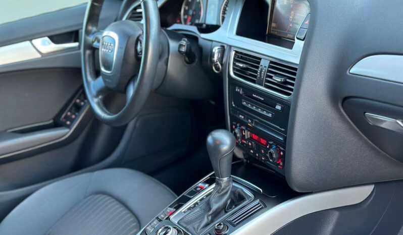 AUDI A4 Avant | FWD (przód) | Automatyczna | 160 KM | Czarny full