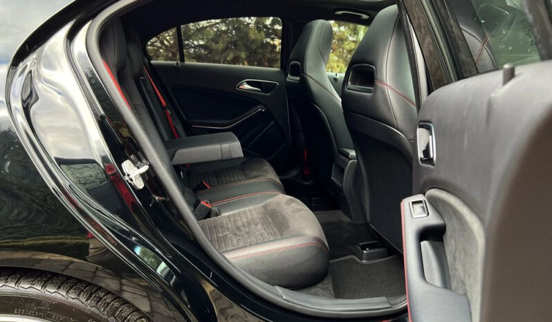 MERCEDES-BENZ Klasa A | 4×4 (stały) | Automatyczna | 381 KM | Czarny full