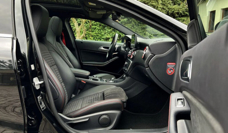 MERCEDES-BENZ Klasa A | 4×4 (stały) | Automatyczna | 381 KM | Czarny full