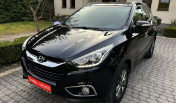 HYUNDAI ix35  | FWD (przód) | Manualna | 135 KM | Czarny full