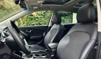 HYUNDAI ix35  | FWD (przód) | Manualna | 135 KM | Czarny full