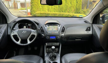 HYUNDAI ix35  | FWD (przód) | Manualna | 135 KM | Czarny full