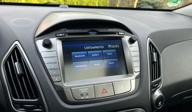 HYUNDAI ix35  | FWD (przód) | Manualna | 135 KM | Czarny full
