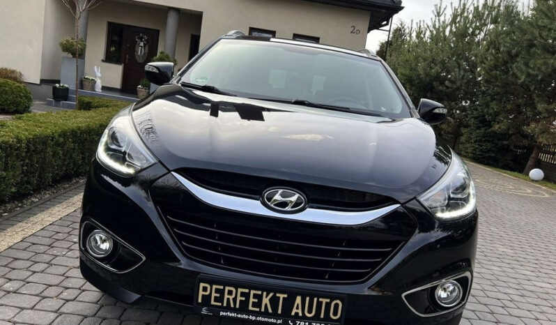 HYUNDAI ix35  | FWD (przód) | Manualna | 135 KM | Czarny full