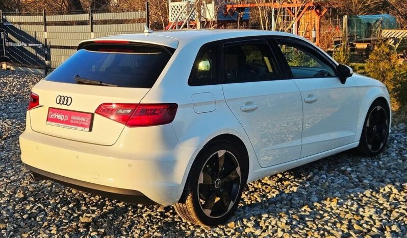 AUDI A3  | FWD (przód) | Manualna | 105 KM | Biały full