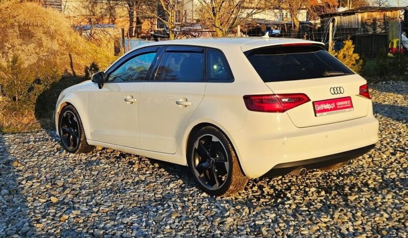 AUDI A3  | FWD (przód) | Manualna | 105 KM | Biały full
