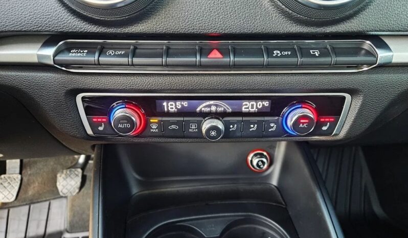 AUDI A3  | FWD (przód) | Manualna | 105 KM | Biały full