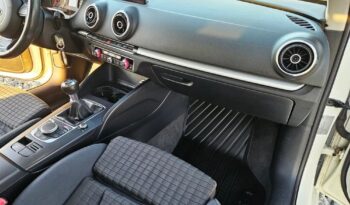 AUDI A3  | FWD (przód) | Manualna | 105 KM | Biały full