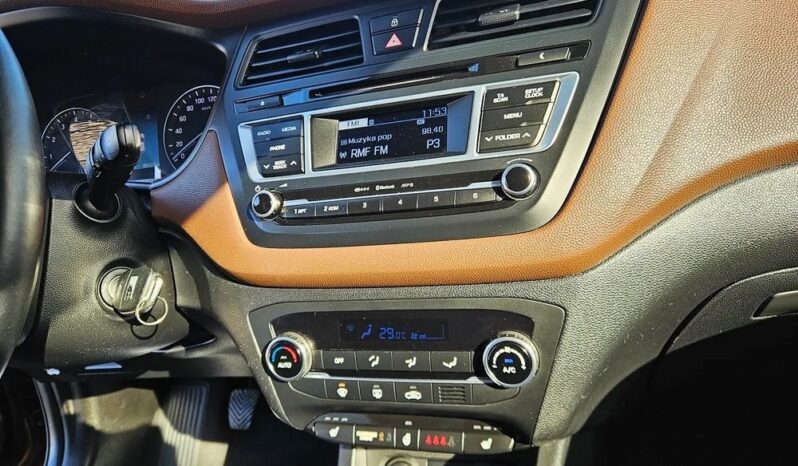 HYUNDAI i20  | FWD (przód) | Manualna | 100 KM | Brązowy full