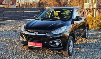 HYUNDAI ix35  | FWD (przód) | Manualna | 135 KM | Czarny full