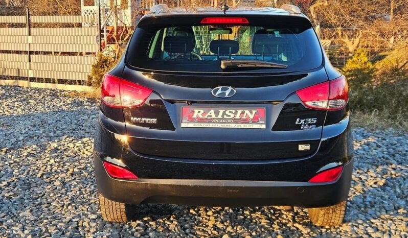 HYUNDAI ix35  | FWD (przód) | Manualna | 135 KM | Czarny full