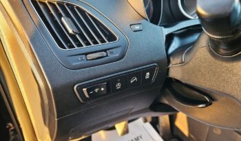 HYUNDAI ix35  | FWD (przód) | Manualna | 135 KM | Czarny full